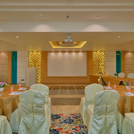Skk Blu Hotel & Spa Udaipur Buitenkant foto