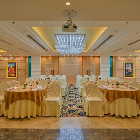 Skk Blu Hotel & Spa Udaipur Buitenkant foto