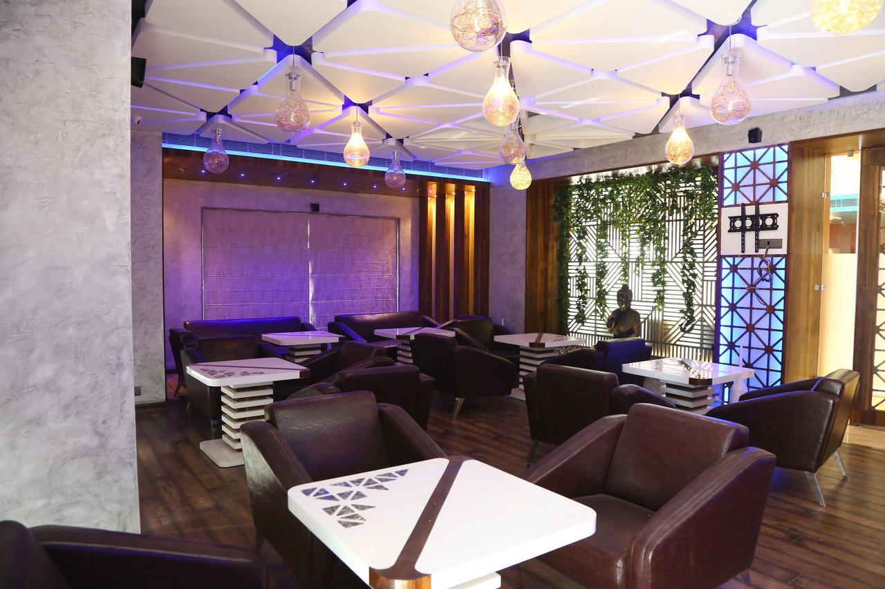 Skk Blu Hotel & Spa Udaipur Buitenkant foto