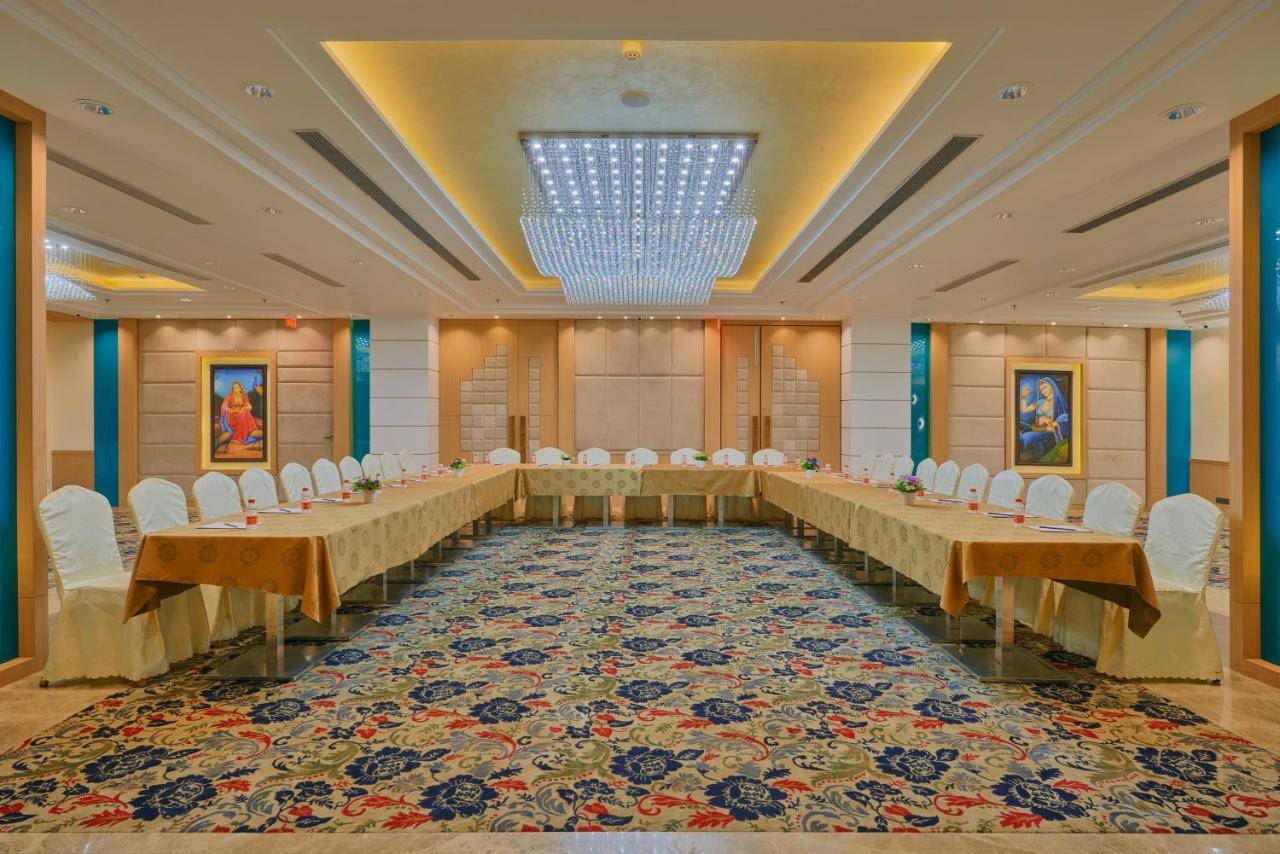 Skk Blu Hotel & Spa Udaipur Buitenkant foto