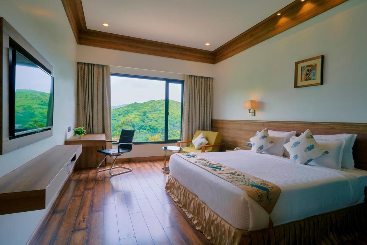 Skk Blu Hotel & Spa Udaipur Buitenkant foto