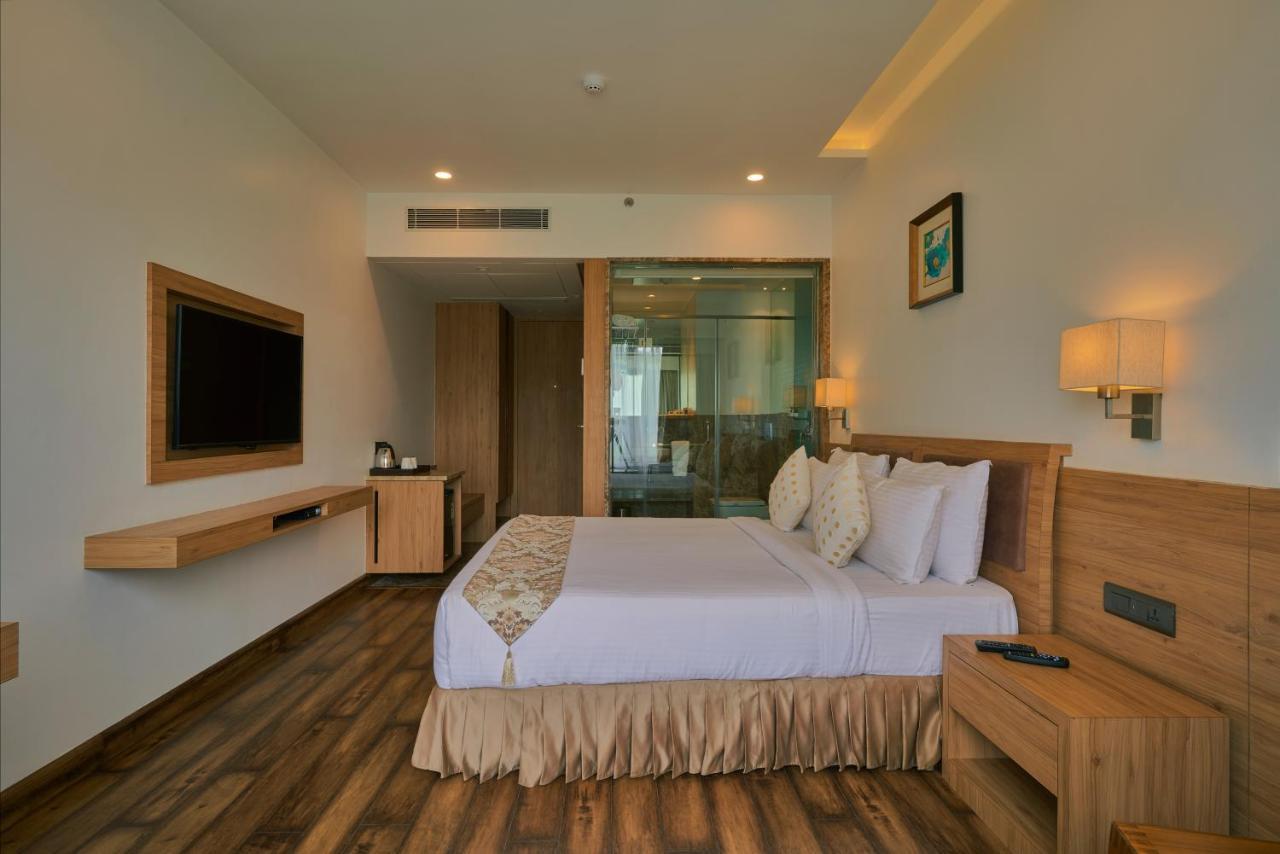 Skk Blu Hotel & Spa Udaipur Buitenkant foto