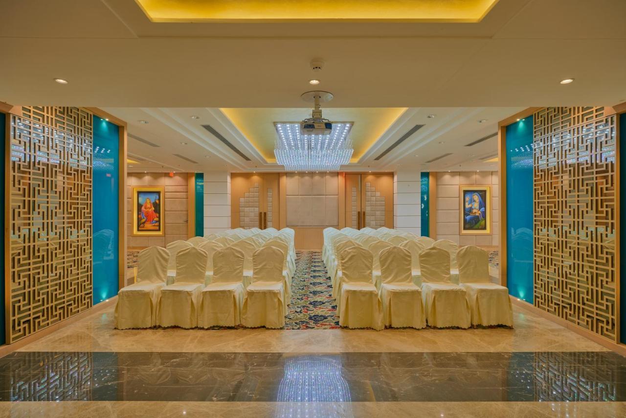 Skk Blu Hotel & Spa Udaipur Buitenkant foto