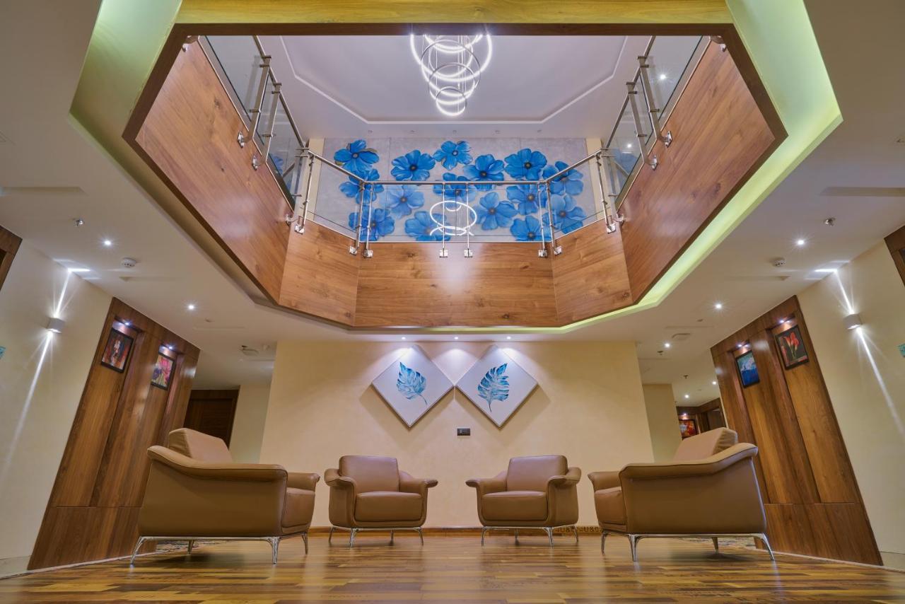 Skk Blu Hotel & Spa Udaipur Buitenkant foto