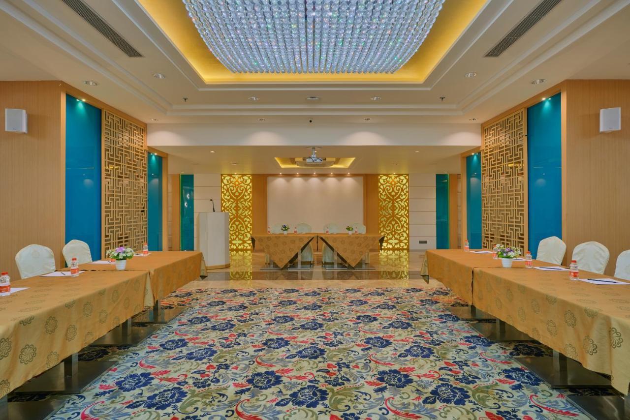 Skk Blu Hotel & Spa Udaipur Buitenkant foto