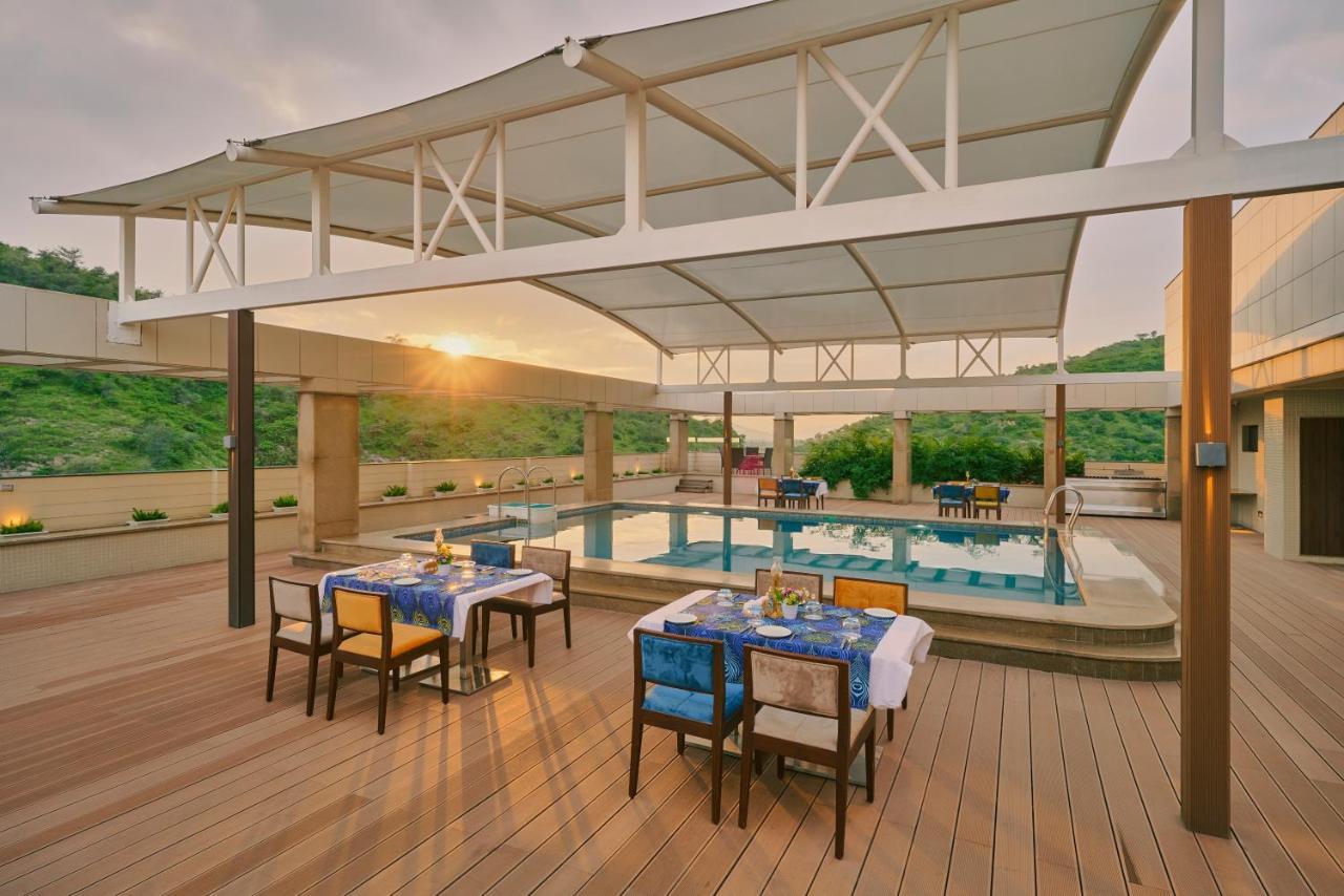 Skk Blu Hotel & Spa Udaipur Buitenkant foto