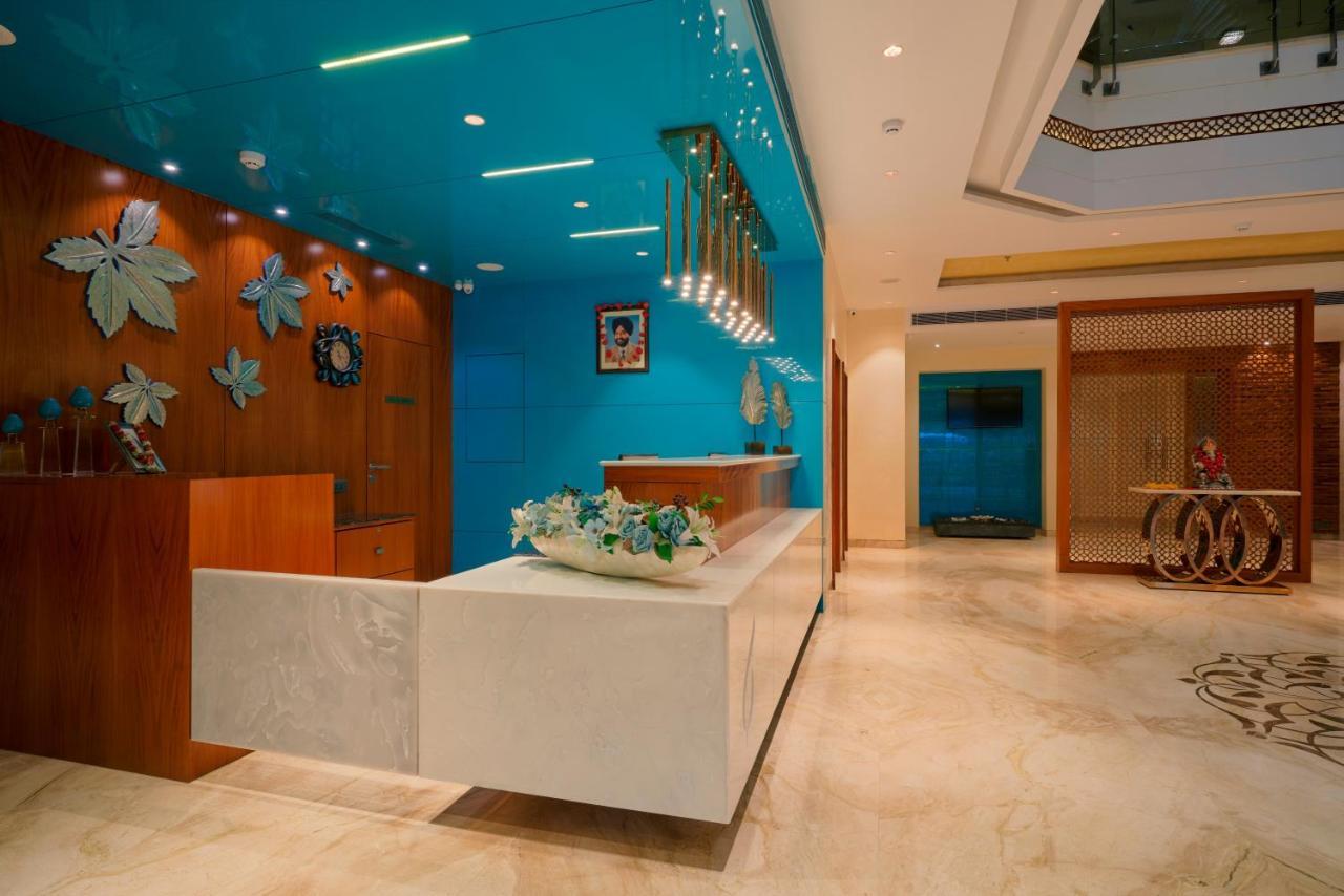 Skk Blu Hotel & Spa Udaipur Buitenkant foto