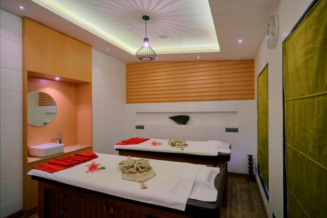 Skk Blu Hotel & Spa Udaipur Buitenkant foto